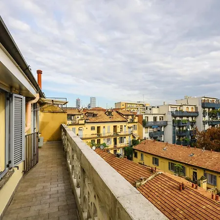 Cozy Milan